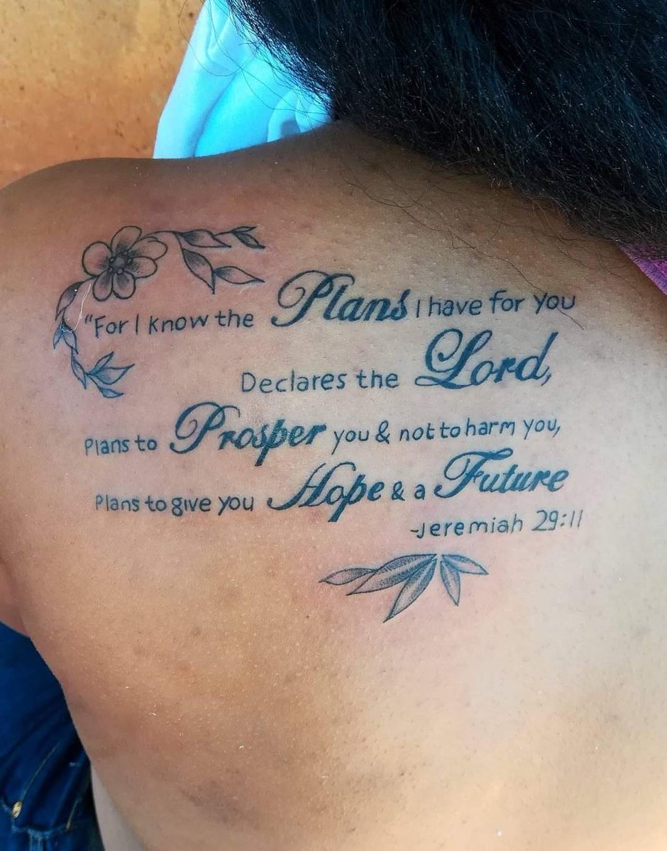 Mazibuko_Tista's tweet image. Imagine having to do doggy here.. Soloko you confronted with the Lord's words whilst busy sinning🤣🤣
#IdolsSA 
#uMjoloWithAzola 
#bringbacksomizi 
Amanda Du Pont   Jub Jub    R500