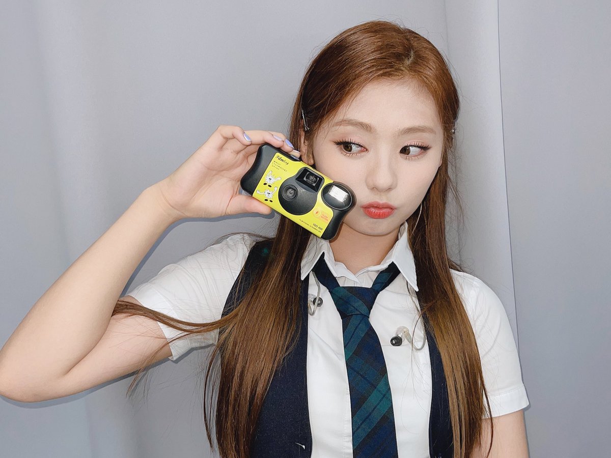 cignature_J9's tweet photo. 다들 어제 한 #Newbeginnings with #KpopSuperfest 보셨능가요????! 아주 멋있이가 있는😎 시그니처지요~~~~? #벨이벨이쪼아

#시그니처 #cignature #벨 #Belle https://t.co/QQkKOP97lz