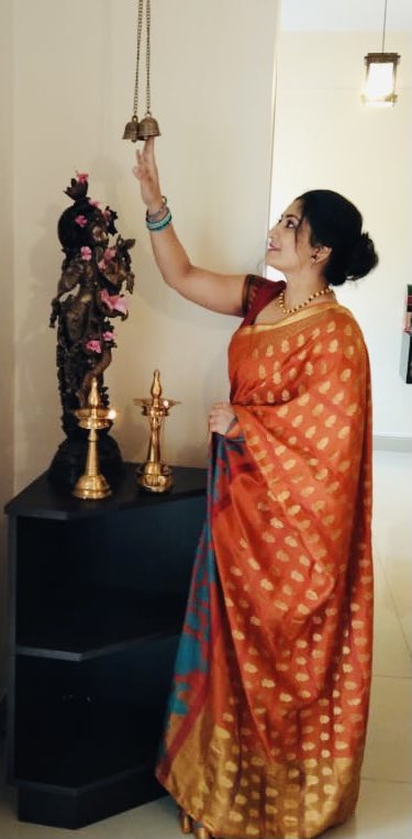 IamAnitaBhat's tweet photo. ಕೃಷ್ಣಂ ವಂದೇ ಜಗದ್ಗುರುಂ https://t.co/BBEtQe0HTU