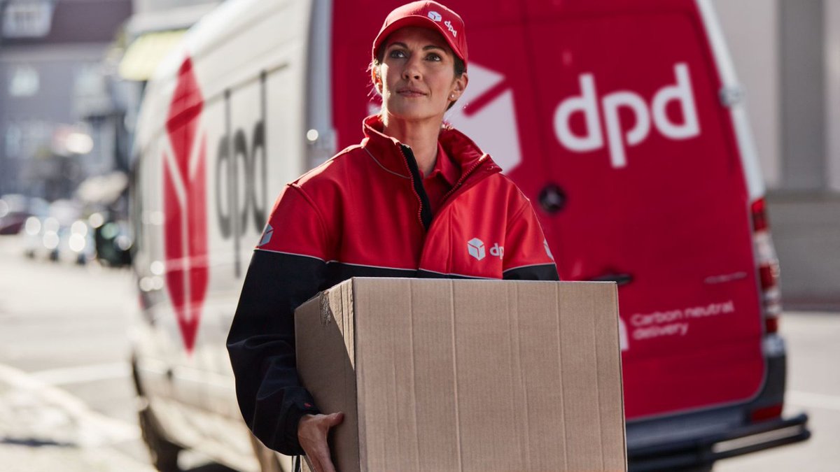 Geopost_news's tweet photo. To maintain a diverse and #inclusive staff, @dpdireland is recruiting more female drivers. They also provide English classes and digital skills training to those who are interested. To discover the other ways we support our workforce, click here: https://t.co/2EUyJdq2QA #TeamDPD https://t.co/9PgJL2Ivve