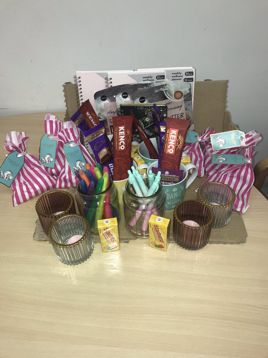 Special staff treats from our amazing ward psychologist. Ali McCusker. Feeling appreciated. Thank you 🥰