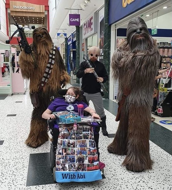spreadjoy5's tweet photo. Thank you @sentinelsquaduk for making her day and joining in her crazy joy spreading ways +wearing her Joylet/bracelets too.
@hunsletboy @spreadjoy5 #joylets
#lifeIsShort #Bekind #spreadJoyWithAbi
#MayTheForceBeWithJoy #StarWars #Jedi #stormtroopers #DarthVader #chewbacca https://t.co/l7rhYbxqy1