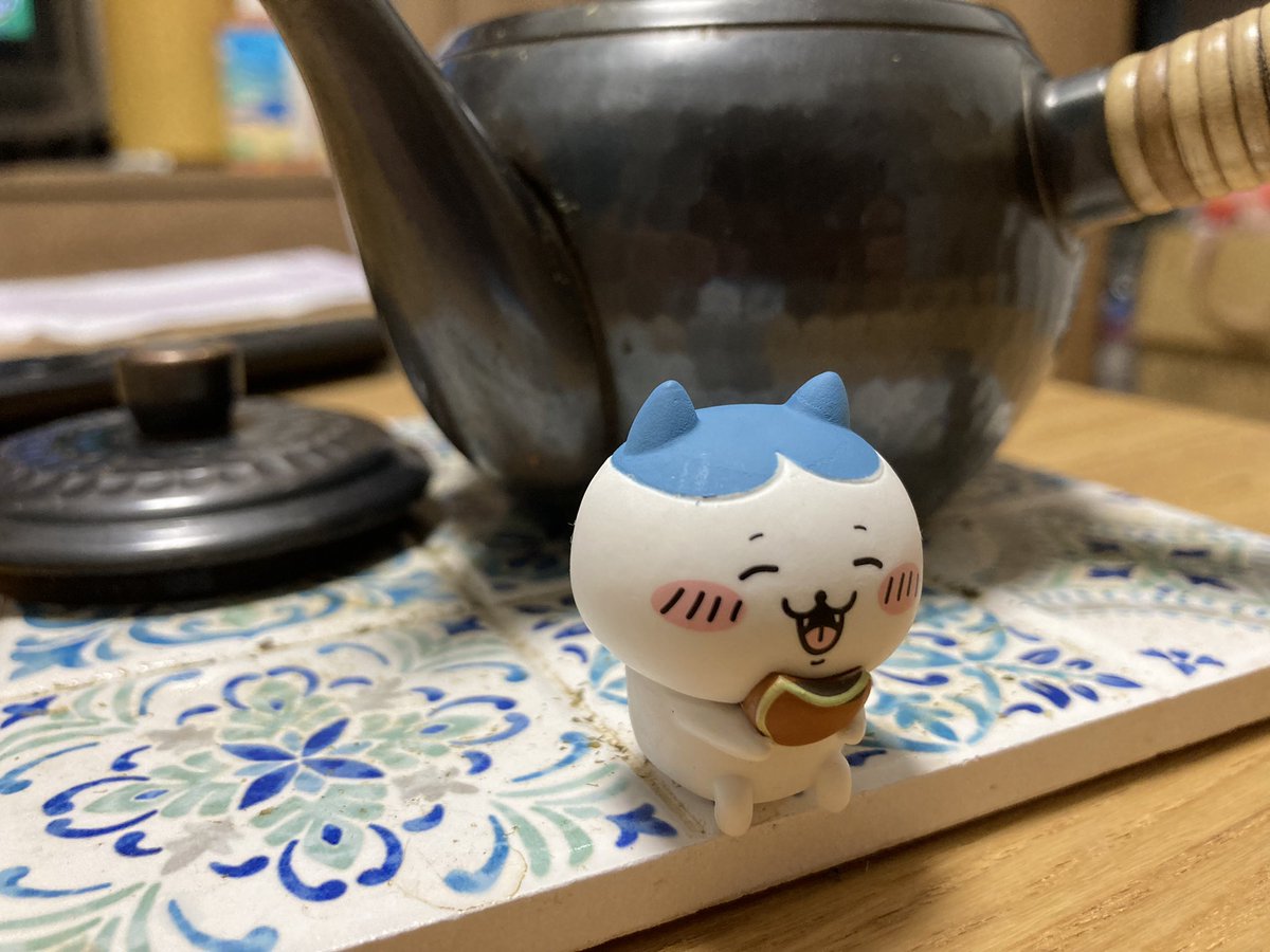 ちいかわのみんなでもぐもぐパーティーでハチワレが当たりました