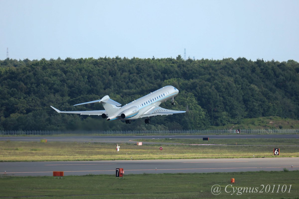 Cygnus201101's tweet image. VP-CSY
Bombardier BD-700-2A12 Global 7500

August 30, 2021

#VPCSY #GL7T #Global7500 #CTS #RJCC #新千歳空港