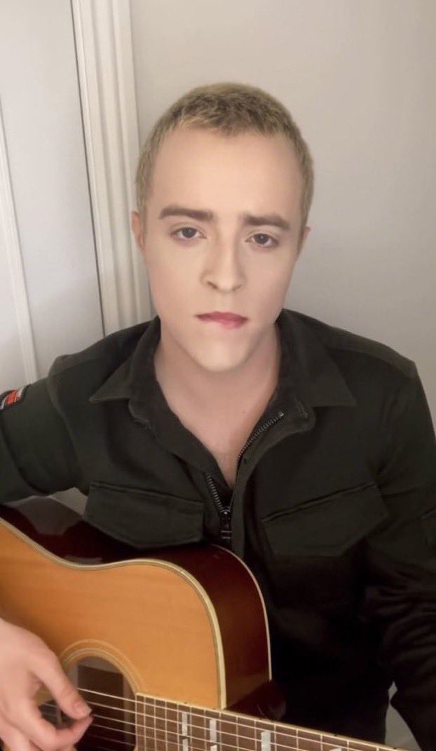 ShellAnsah's tweet photo. #NewMusicMonday #MusicMonday #MondayMotivation #mondaythoughts #MondayMood #MondayFunday #mondayvibe #AcousticCover #acousticguitar #acousticmusic #AcousticVersion #guitarcover #guitarist #guitarplayer  #Acoustic #AcousticCoverJam #lewiscapaldi https://t.co/suCGqF1eaJ https://t.co/M2TVJ1BEVX