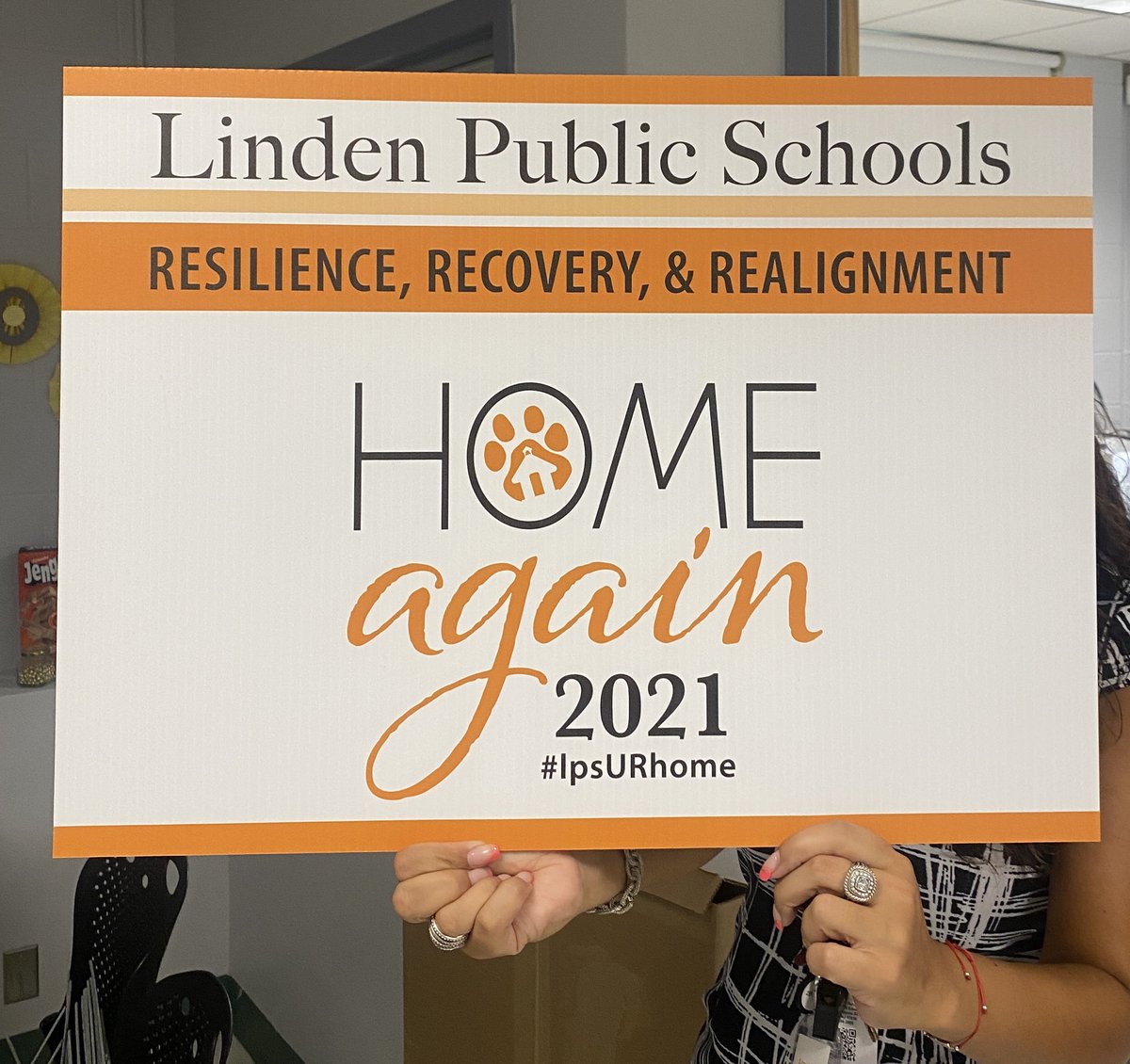 @LindenSchoolsNJ Welcome to the Linden PS Family 🥳🥳📚📓📝✏️ #NewTeacherOrientation <a href="/LEASSN/">Linden Ed Assn.</a>