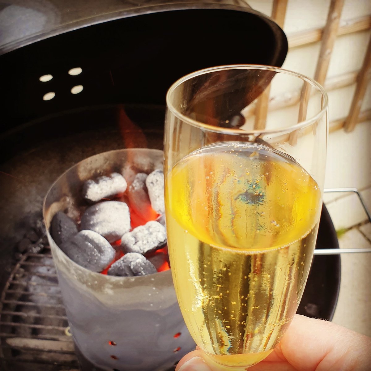 duncanwilkinson's tweet photo. Happy Bank Holiday y'all! https://t.co/96DK3ff5bp