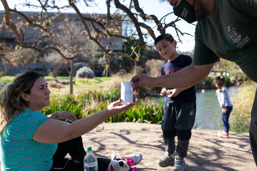 🤩 ¡CELEBRAMOS EL DÍA DEL ÁRBOL A LO GRANDE! 🌳

📸 Te dejamos algunas fotitos del genial día que pasamos en el <a href="/BotanicoCBA/">Jardín Botánico de Córdoba</a> junto a la Secretaría de Ambiente de Córdoba celebrando el #DíaDelÁrbol.