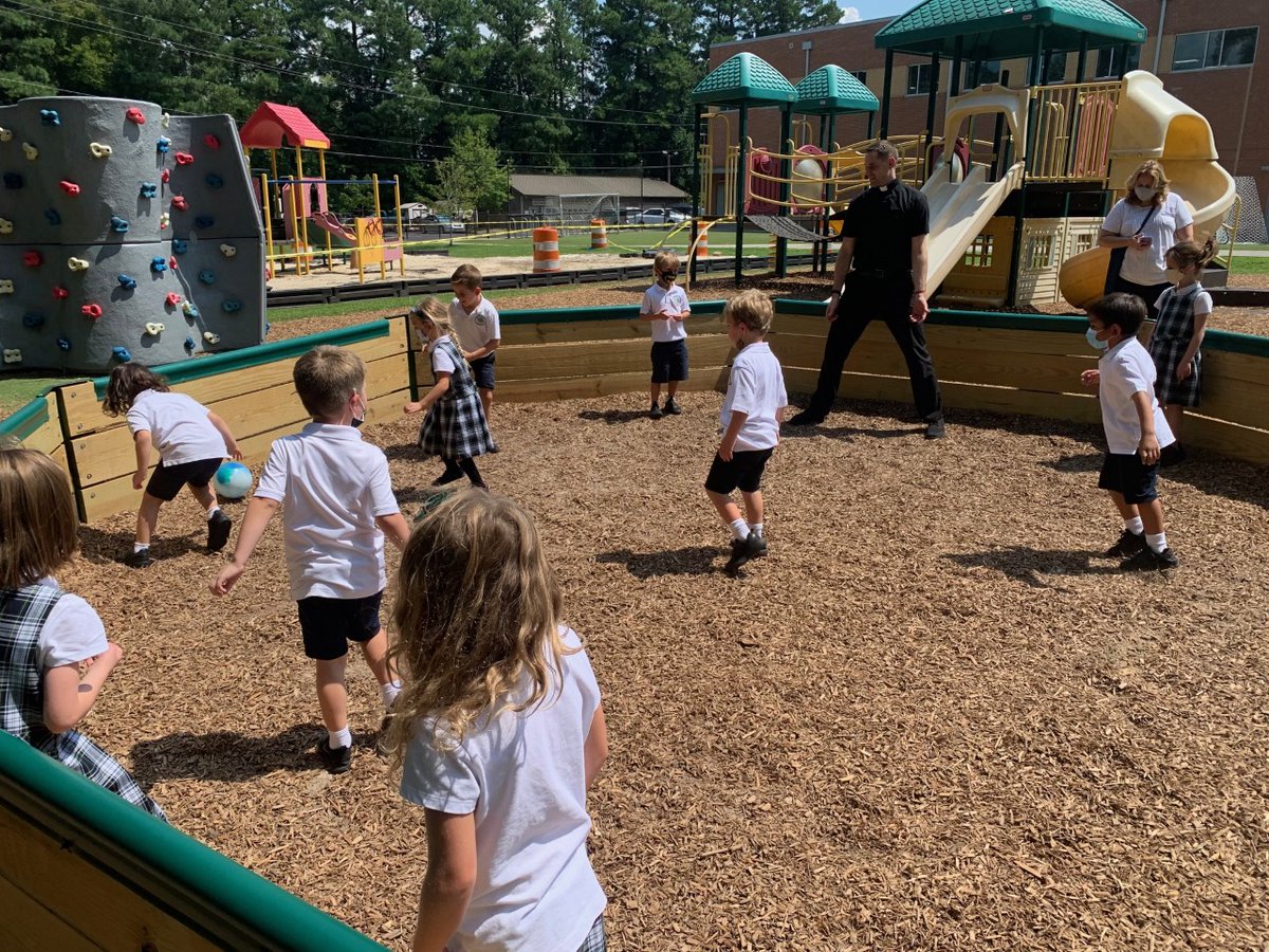 STMCSprincipal's tweet photo. Fr. Steven enters the new Gaga Pit with our Kindergarten! We are blessed. #stmjoy #sharethejoy https://t.co/uHlSUhQH39