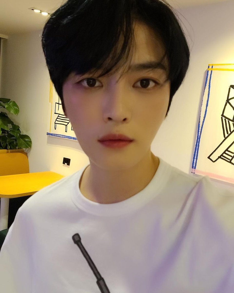 Korepoコレポ キム ジェジュン 大きな瞳のクリーンビジュアル 月曜病克服の秘訣は T Co Acjcrcntx3