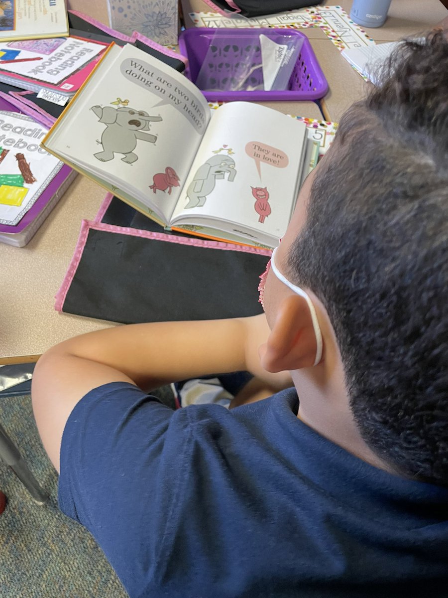 Asking ourselves an “I wonder” question and seeing if we can find the answer in our books 📚 #thomastigers <a href="/lcisdbetheone/">@LCISDBeTheOne</a> #lcisd