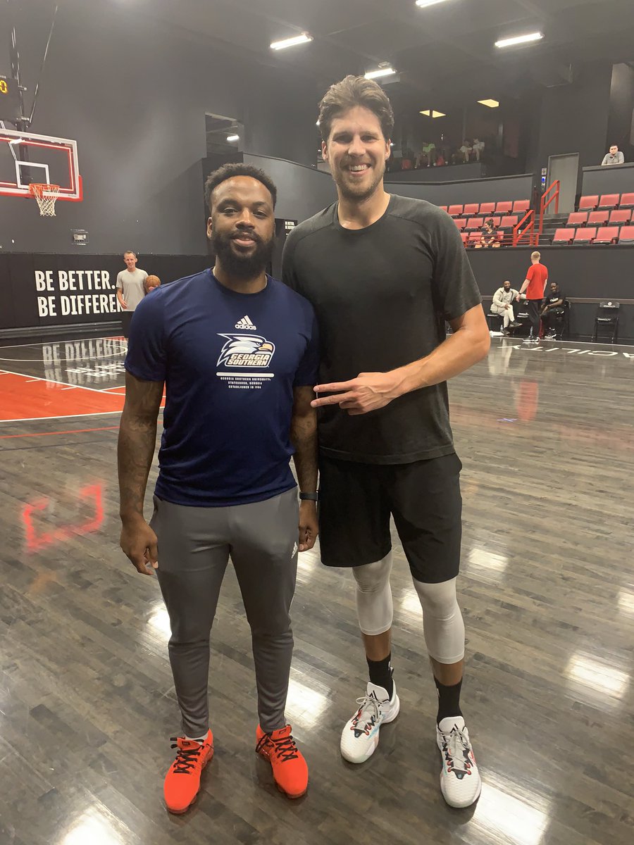 cavel witter (@coachvel) on Twitter photo It was great seeing a fellow BlueJay at work! @dougmcdermott <a href="/BluejayMBB/">Creighton Menās Basketball</a> It was great seeing a fellow BlueJay at work! @dougmcdermott <a href="/BluejayMBB/">Creighton Menās Basketball</a>