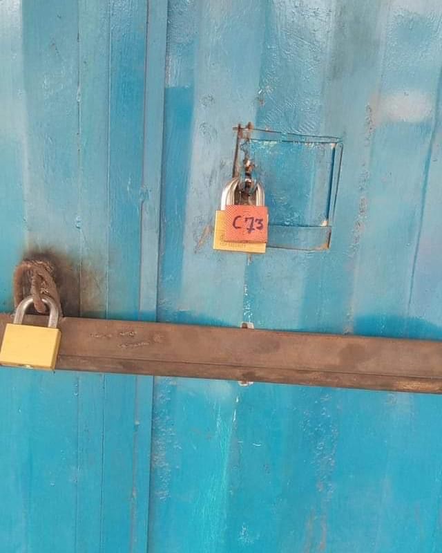 SSudanTweets's tweet photo. Juba City Council putting locks on businesses that did not open today due #SSAwakening #30August
This is an act of desperation.
#SSOT #RCM https://t.co/7uMVR5xOMR