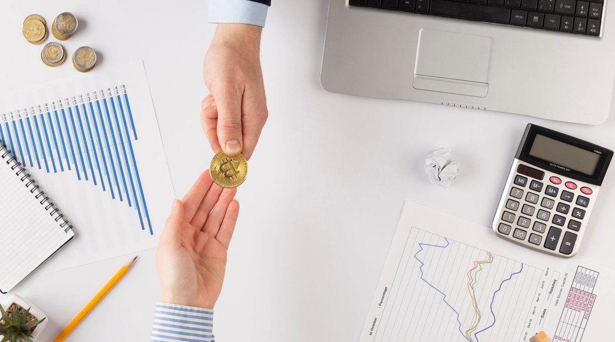 PanamaSolutions's tweet photo. Mucho se habla de las #criptomonedas, desde aquí queremos informarles los retos que conlleva crear una empresa offhore basada en criptodivisas, para más información hacer clic: https://t.co/JDcabT1Gca #criptopanama #bancospanama #empresasoffshorepanama #offshorepanama https://t.co/RVoyl11LlP
