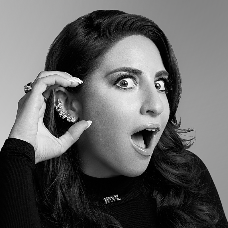 Una nuova funzionalità audio, la nuova icona per il mese di settembre, risorse per i Creators e una conferma: #Clubhouse non è morto. 

#Townhall 

Ne abbiamo parlato ieri sera, ne abbiamo scritto oggi pomeriggio:
clubitalia.online/audio-spaziale…