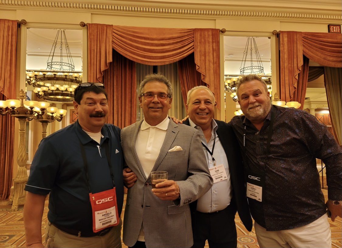 DLightSources's tweet photo. @CinemaCon was much needed and timely! Reuniting with industry friends: priceless! 🙏🏼
#CinemaCon2021 #LasVegas #tradeshow #Cinema #themovies #movietheaters #reunion #entrepreneur #innovation #Entertainment #thebigscreenisback #digitallightsources https://t.co/9BtpOW5Pdp
