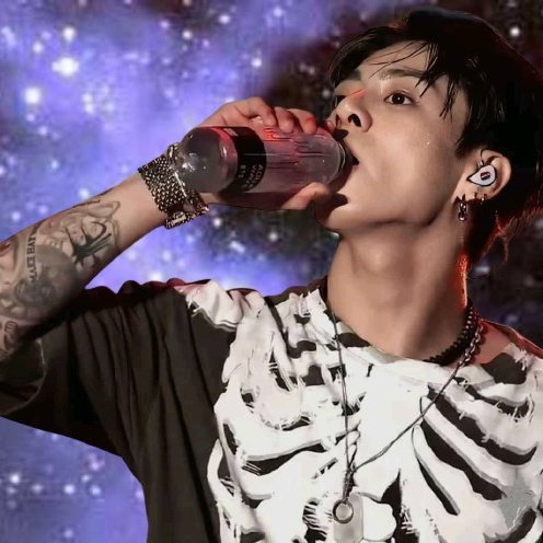 sireneyespjm's tweet photo. #NewProfilePic
#Jungkookbday https://t.co/EcUAHHKFEF