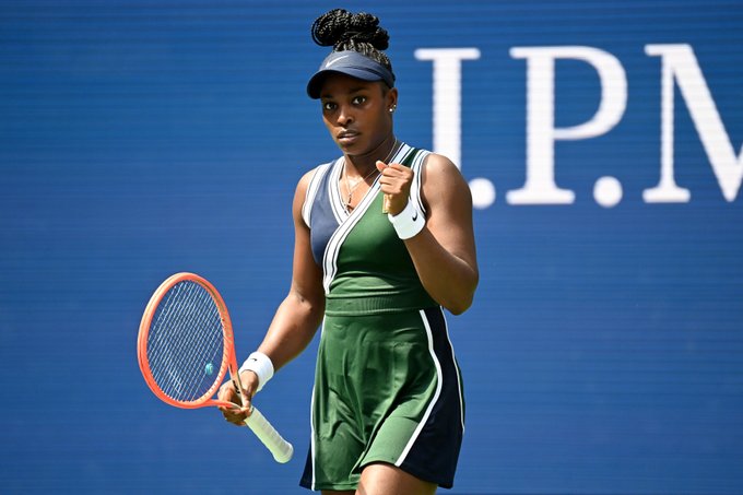 SLOANE STEPHENS - Página 23 E-D7OfZXsAIlM0H?format=jpg&name=small