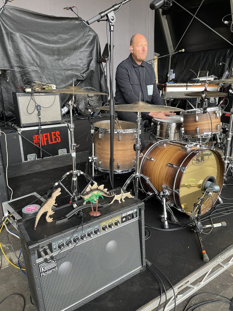 OffWorld tweet media