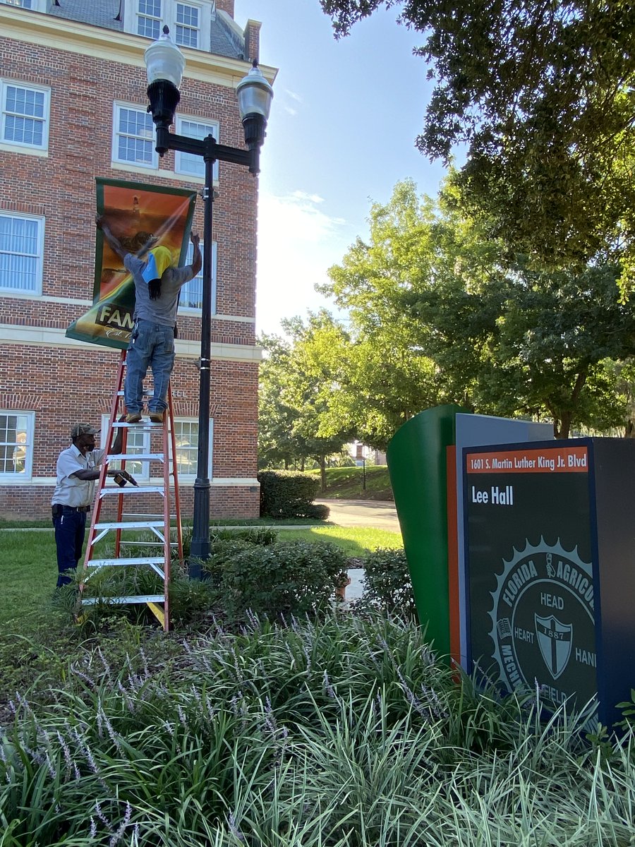FAMU_1887's tweet image. #FAMUMade: Have you noticed the new banners on the Hill? These beauties were designed by University award-winning Graphic Designer &amp;amp; two-time #FAMU grad Brion Eason!  According to Eason, his inspiration came from his experience on the Hill.