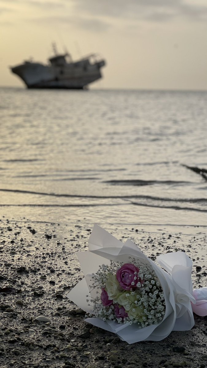 " كثر التهاون ، يضيّع الغاليي من إيدينك " .
⠀ ⠀ ⠀ ⠀ ⠀ ⠀  - إنتبه ! 📸