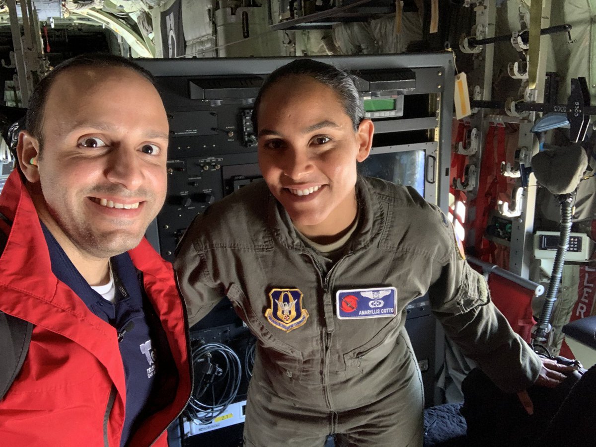 rivera_ariel's tweet photo. Entérese, la misión del @403rdWing ayer hacia #Ida fue dirigida (ARWO) por una mujer puertorriqueña, Amarillys Cotto. Datos que deben conocerse. 👏🏻
#HurricaneIda #Telemundo60 https://t.co/g5i6knxy6d