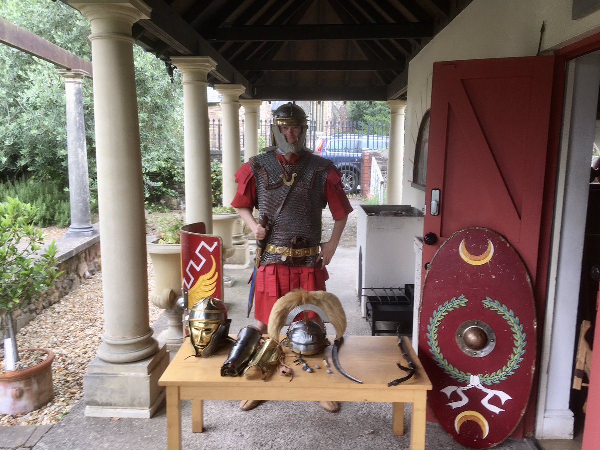 ServiliusPulex's tweet photo. Another good day talking to the public @RomanCaerleon about the Roman army. Great to have my brother with me today too #Romans #AncientHistory #LegIIAvg #Isca #Caerleon #history #wales #legionaries https://t.co/Fb6AN3maDj