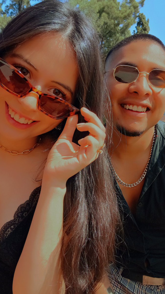 noemonserratok's tweet photo. Aaaaay cuanto te amo! https://t.co/BrzwZsJ5UJ