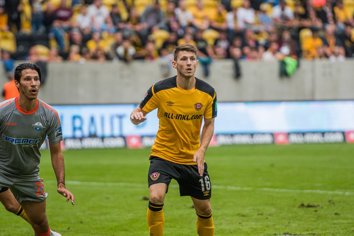 Robin Becker, Paderborn karşısında gördüğü kırmızı kart sebebiyle 2 maç ceza aldı.