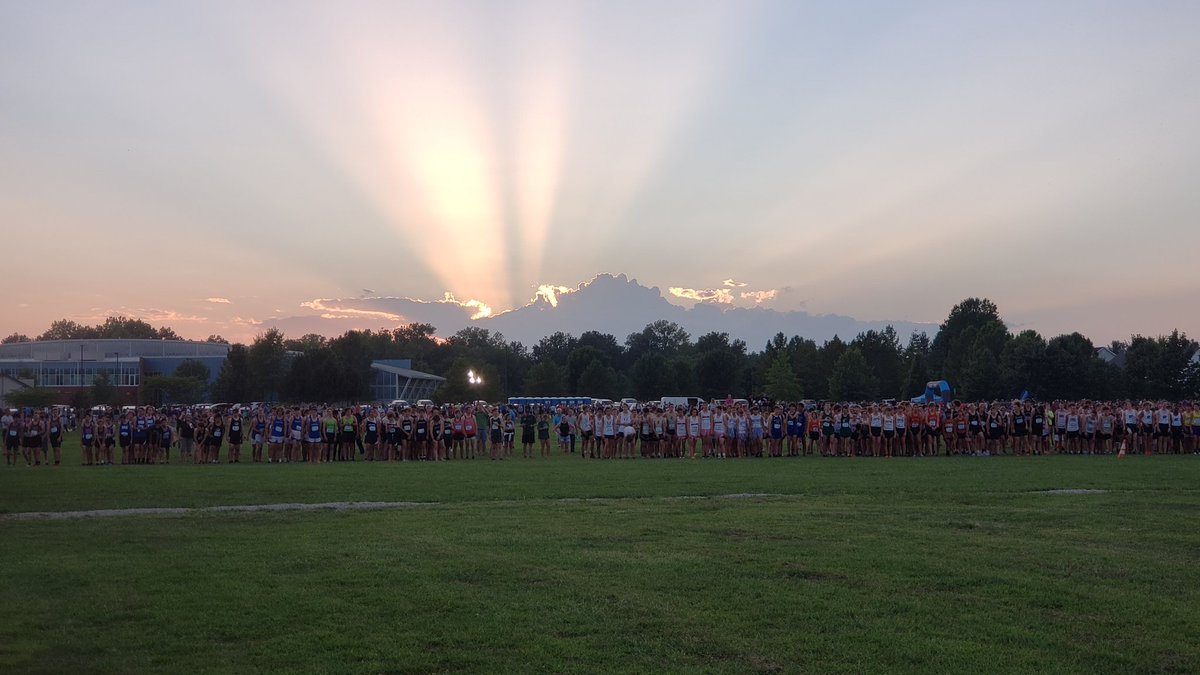 So proud of these kids for the way they competed on Saturday night. Running under the lights was the perfect way to kickoff our season! #huskyxc