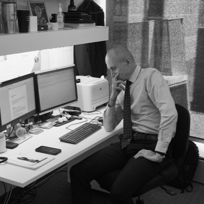 GerhardRunner's tweet photo. Missing the office #NewProfilePic https://t.co/ln9rbqN0LA