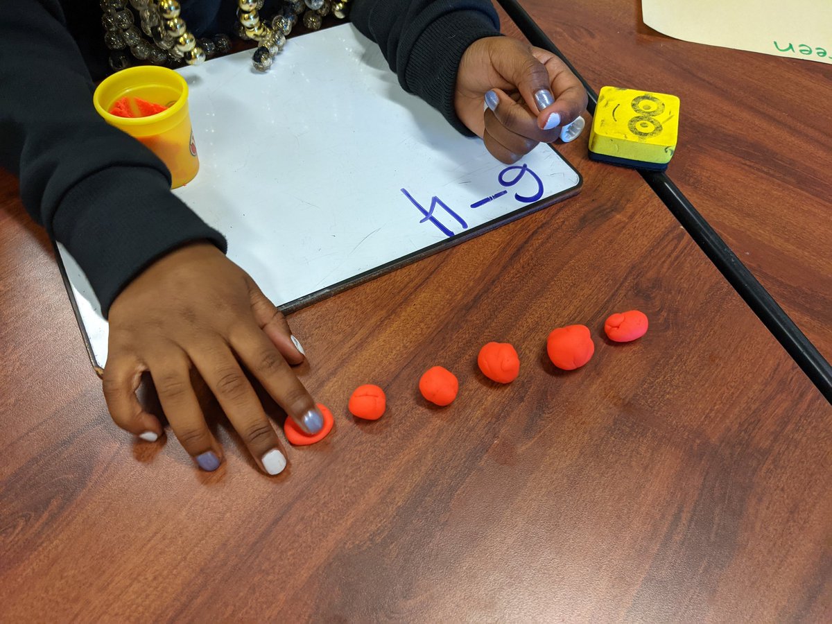 Today I introduced Splat Subtraction today to my small group. This is always a fun activity!! #funmath <a href="/HumbleISD_LSE/">Lakeshore Elementary</a>