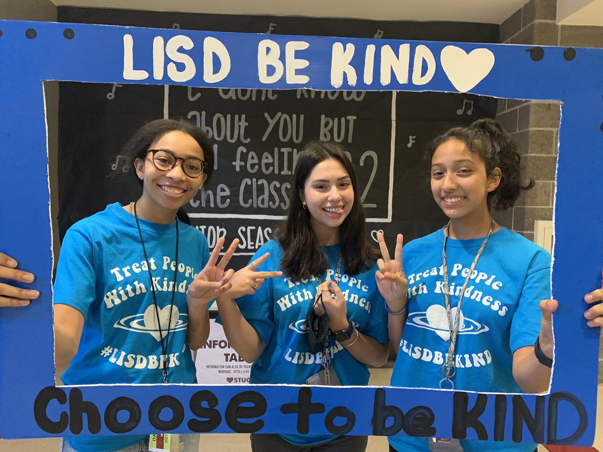 lewisvillestuco's tweet photo. Come to room G144 to take a picture with the #LISDBEKIND frame! https://t.co/nkQfOUwU4V