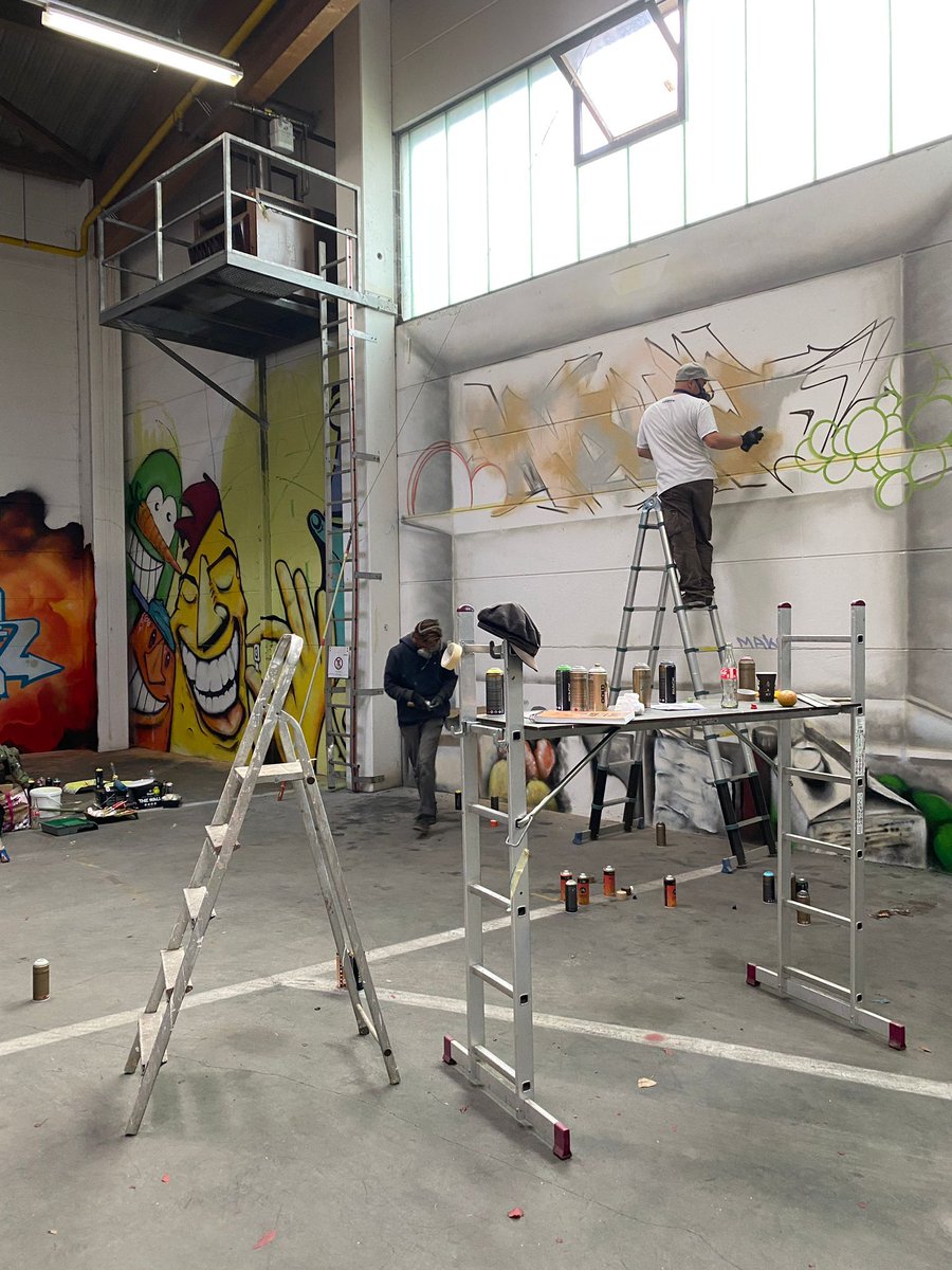 kskreutlingen's tweet photo. Wir sind begeistert, was beim #Graffiti- &amp; #Streetart-Meeting urbana.rt am #Innoport #Reutlingen entstanden ist! 

#kunst #sprayen #streetartist #art #graffitiart #urbanart #urban #artwork #streetstyle #wallart #painting #spraypaint #urbanwalls #sprayart https://t.co/5YsPG8yfKx