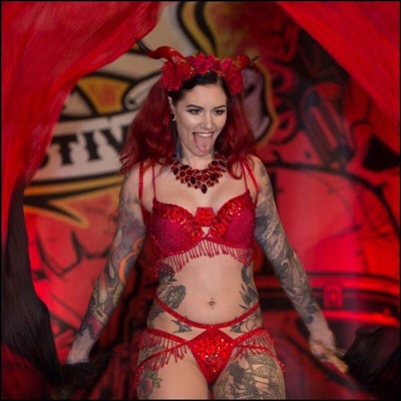 HellCity's tweet photo. @cervenafox performed her "Demon" burlesque act all 3 nights on the MainStage at Hell City Columbus 2017! 
Cervena's burlesque show is set to “Judith” by Perfect Circle and features spinning fabric fans, mimicking fire, during this belly dancing-burlesque fusion performance. https://t.co/sdngG3y4og