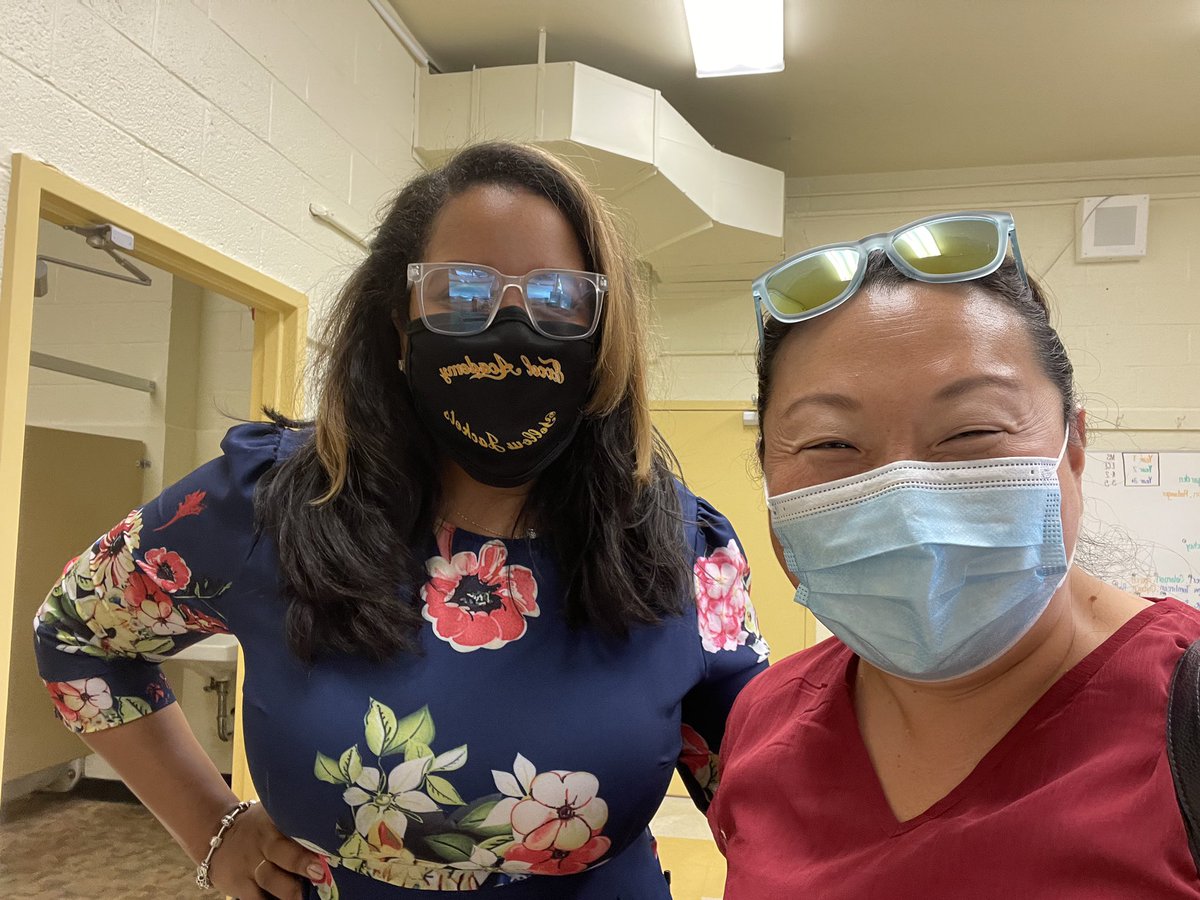 ExcelPrinDaniel's tweet image. Dr. Kim spent a portion of her day with our girls at @ExcelAcademyPS. The energy was unmatched and she saw an old @DealVikings student who is a first year teacher with us. Thank you Dr. Kim for visiting us! 💙💛 @mmk3815 @dcpublicschools