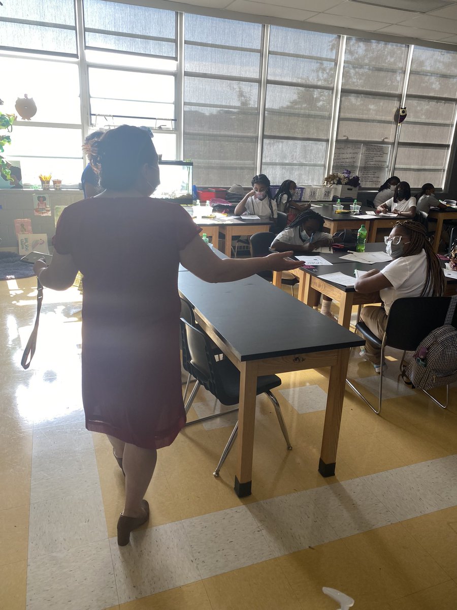 ExcelPrinDaniel's tweet image. Dr. Kim spent a portion of her day with our girls at @ExcelAcademyPS. The energy was unmatched and she saw an old @DealVikings student who is a first year teacher with us. Thank you Dr. Kim for visiting us! 💙💛 @mmk3815 @dcpublicschools