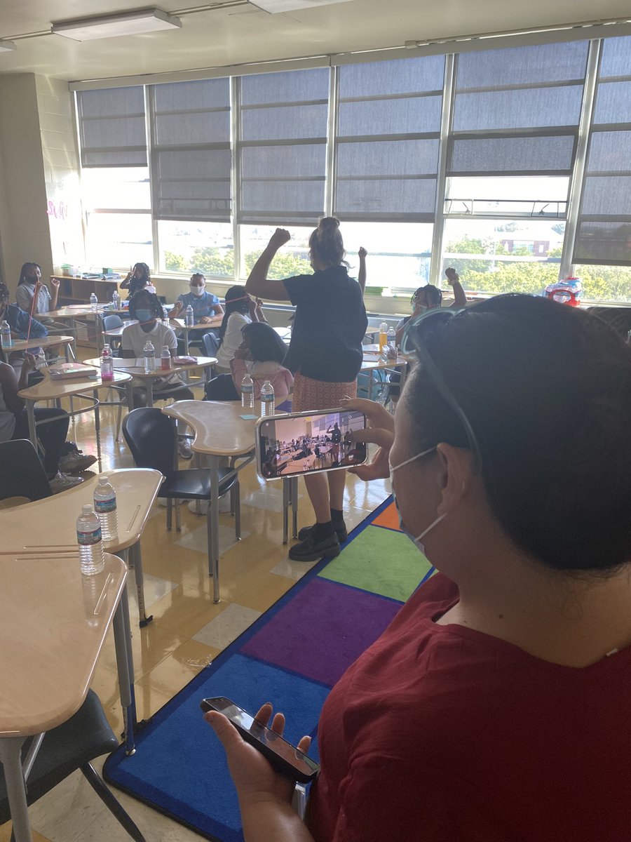 ExcelPrinDaniel's tweet image. Dr. Kim spent a portion of her day with our girls at @ExcelAcademyPS. The energy was unmatched and she saw an old @DealVikings student who is a first year teacher with us. Thank you Dr. Kim for visiting us! 💙💛 @mmk3815 @dcpublicschools