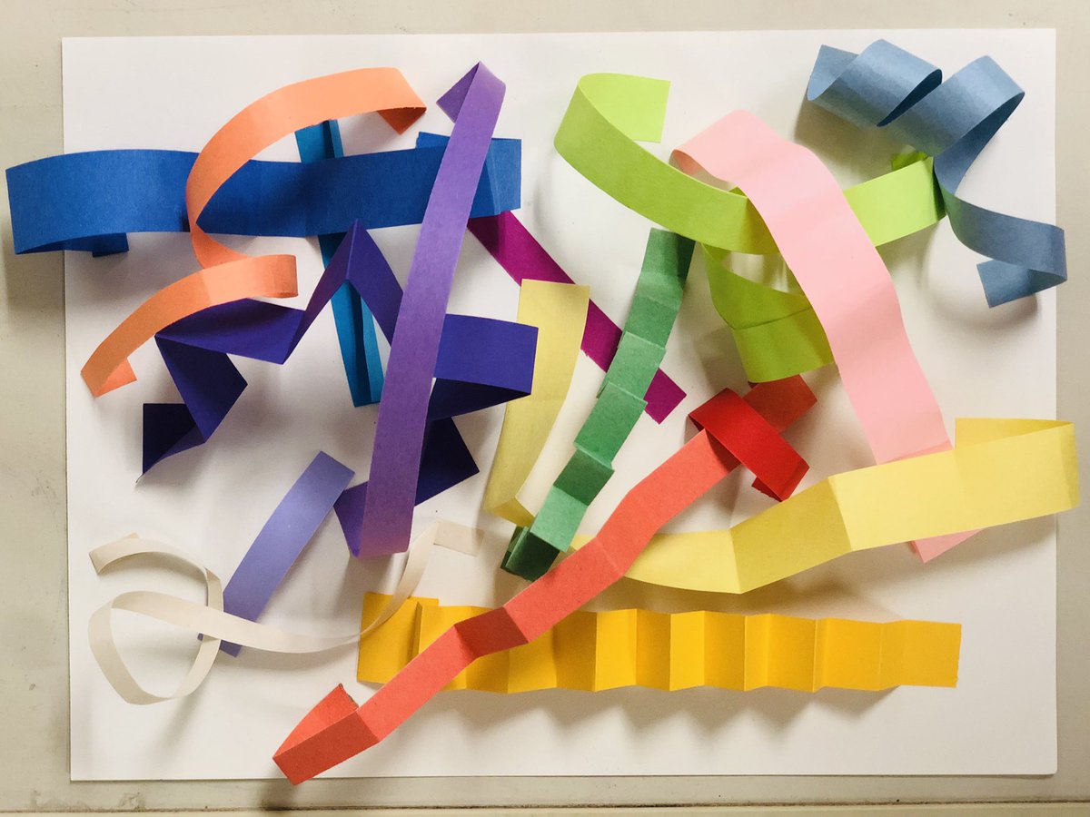 MrsKArtClass's tweet photo. Ready for a fun week learning about LINES in K-6 Art! #artteacher https://t.co/JFm2rDbmLh
