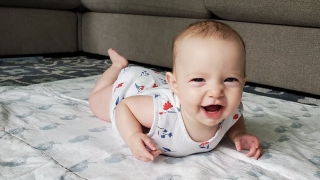 FetalHealthFndn's tweet photo. Did you know that in the US, every four and a half minutes a baby is born with a birth defect? Meet some of the babies who are thriving today thanks to care received at The Center for Fetal Diagnosis and Treatment @CHOPFetalCenter. #NFSAM #hopebeginshere https://t.co/ikbtK997VC https://t.co/dMgYa82kvg