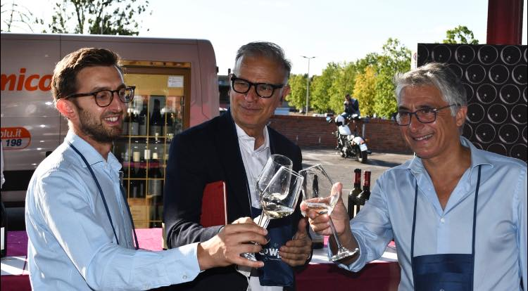 GoWine5's tweet image. Alcuni scatti dalla Festa dei Vini Autoctoni di sabato 28 ad Alba!