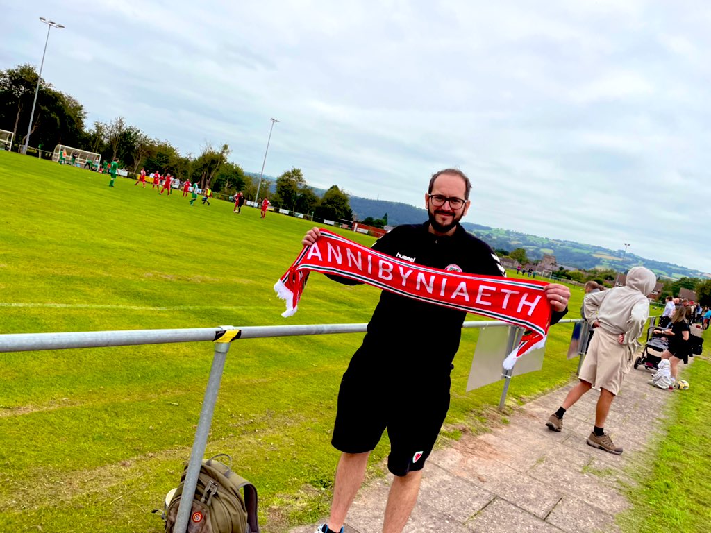 Tidy ground and attendance.
<a href="/HayStMarysFC/">Hay St Mary's FC 🏴󠁧󠁢󠁷󠁬󠁳󠁿</a>   2
<a href="/BreconCorriesFC/">Brecon Corries AFC</a> 3