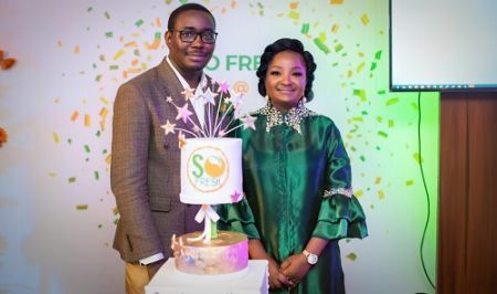 Un couple d’entrepreneurs nigérians bientôt milliardaire grâce à une marque de repas sains buff.ly/3ytxN95 #Entrepreneurs #Afrique #Nigeria