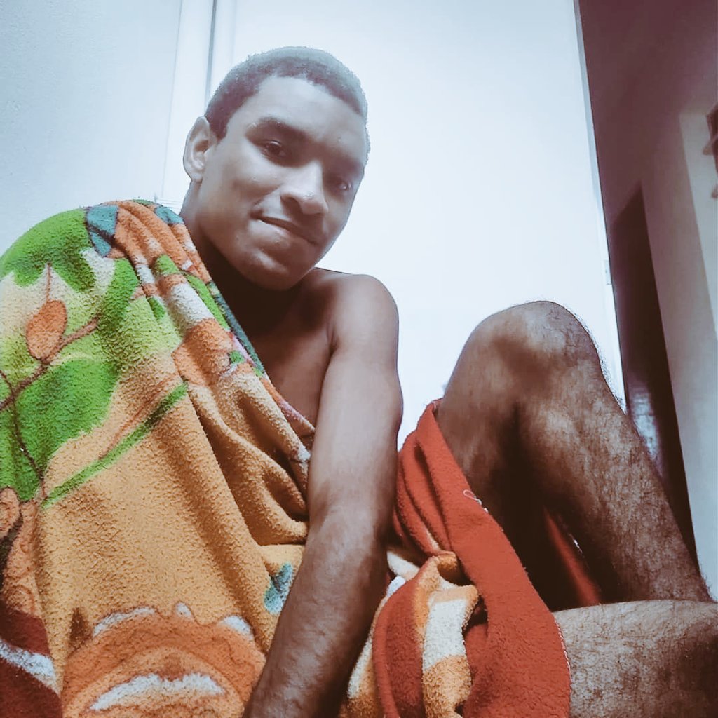 Minha foto Nova  eu tirei sexta feira que bom 😍❤️