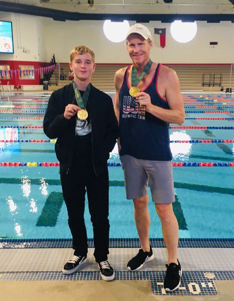 SwimmingAisd's tweet photo. Two of our swimmers got to meet Olympic swimmer, Josh Davis, this weekend at a swim camp in Grapevine. How neat!!!! #aisdswimming #joshdavis #swimcamp #gcisdcenter https://t.co/JNq1iFjyqh