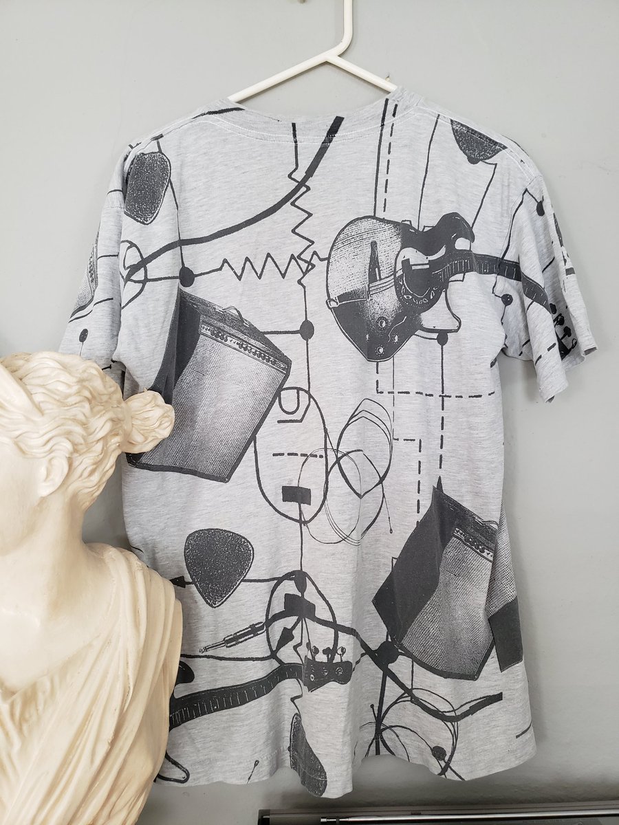 1995 <a href="/rockhall/">Rock & Roll Hall of Fame</a> AOP shirt. Size Large/XL.

DM to purchase 👀