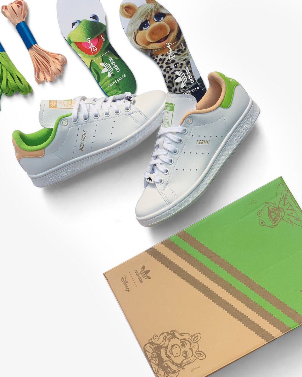 Picking out your daily footwear is easy when you've got these Stan Smith Shoes in the closet.

bit.ly/3BqufGE