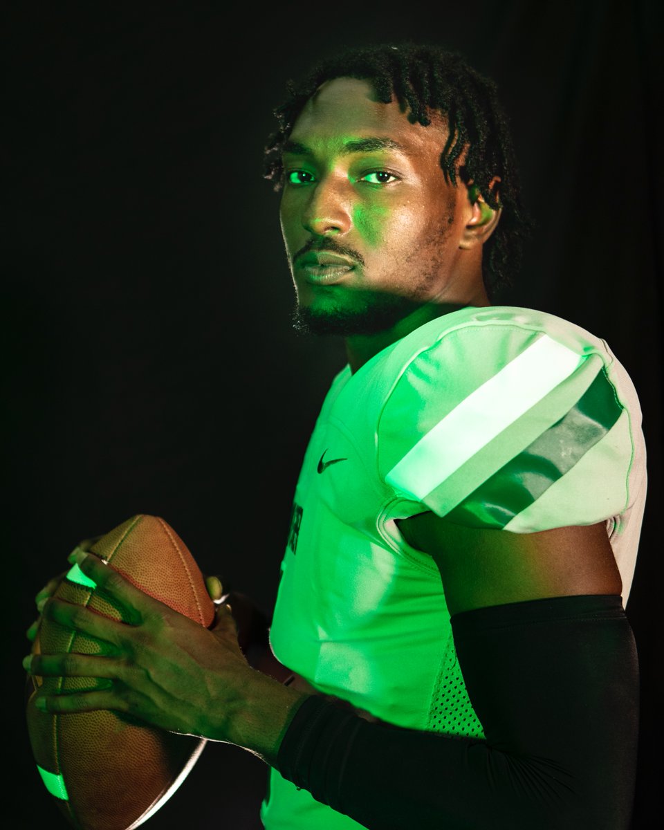 Wagner_Football's tweet image. .@Jaalon11 will get the start at quarterback on Thursday at Buffalo #LetsFly