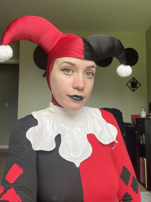 Does anyone remember The Cupid of Crime Cosplay? Well I'm back! And so is my Etsy shop. #harleyquinn<a href="/tag/cosplay"class="tags"><span>#cosplay</span></a><a href="/tag/harleyquinn"class="tags"><span>#harleyquinn</span></a><a href="/tag/thesuicidesquad"class="tags"><span>#thesuicidesquad</span></a>