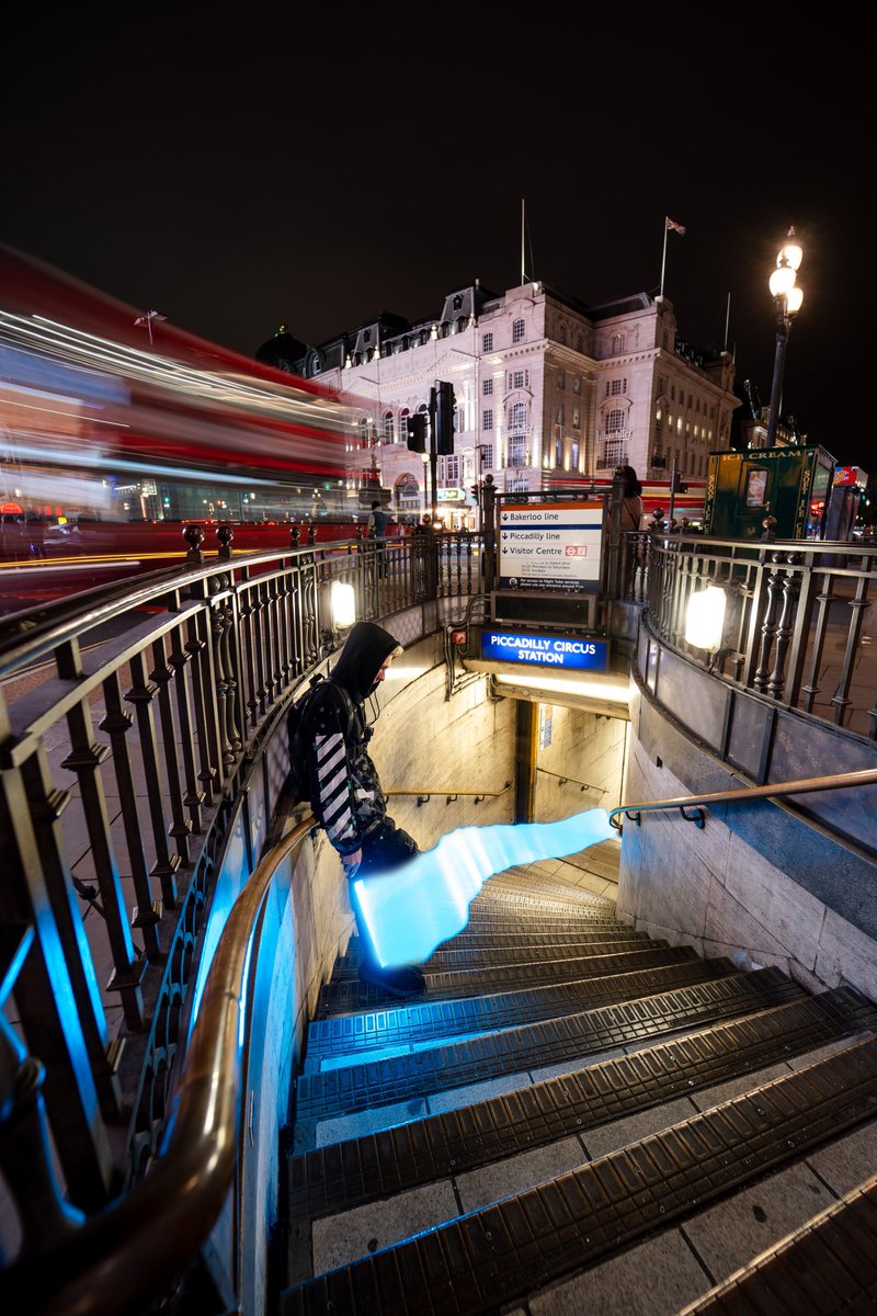 Piccadilly Circus x Light painting